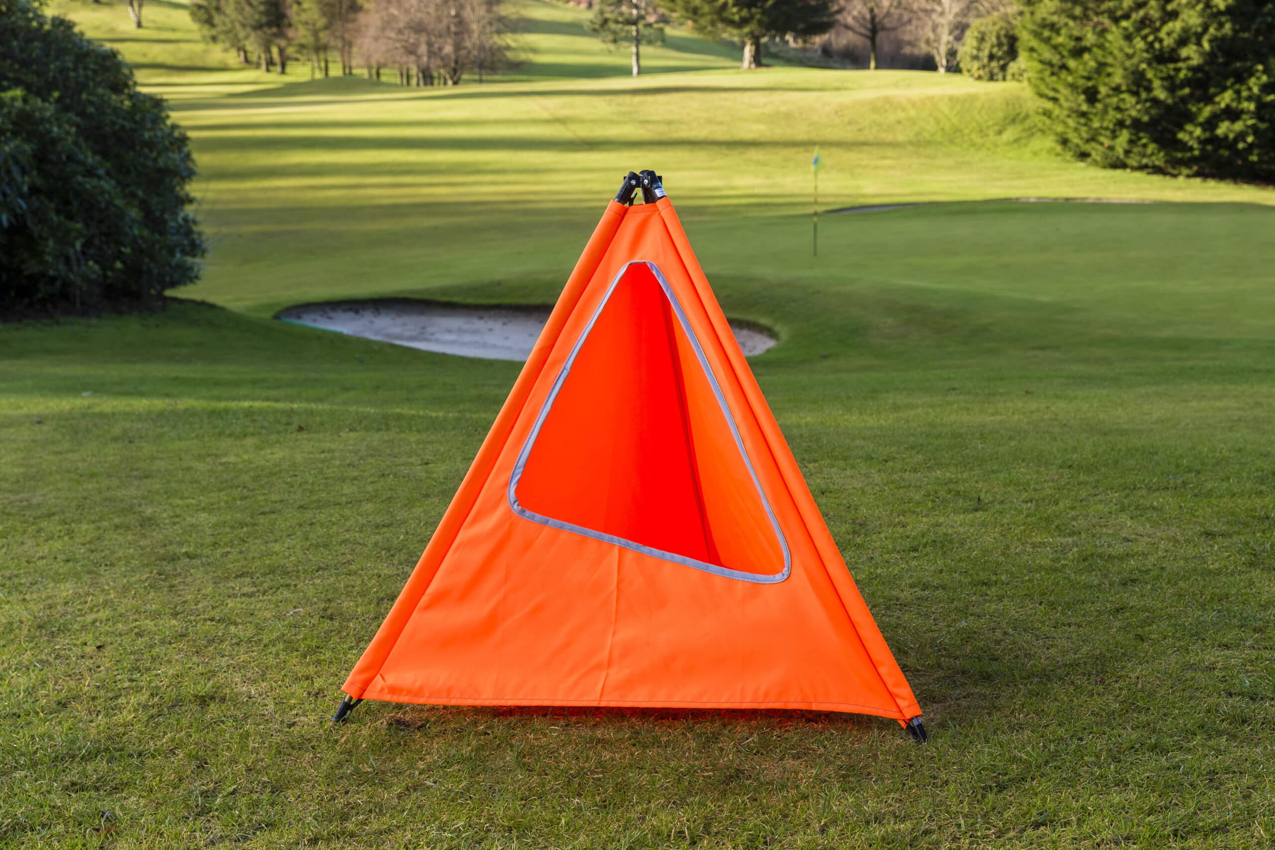 EcoSHOT Golf chipping target made by EcoWow from sustainable recycled materials.