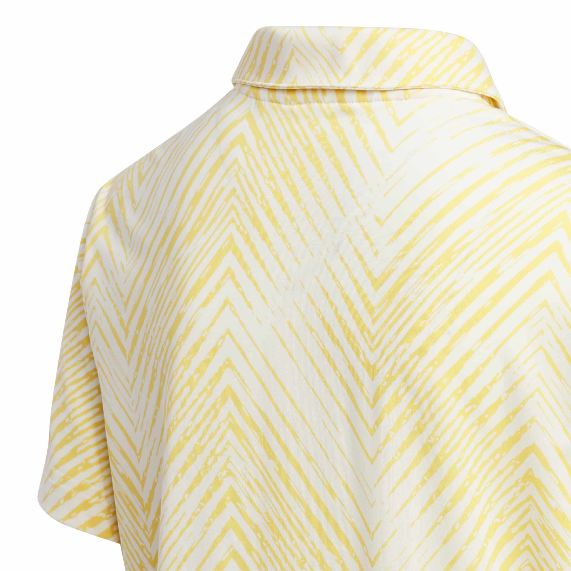 close up of the rear collar of the adidas herringbone polo shirt.