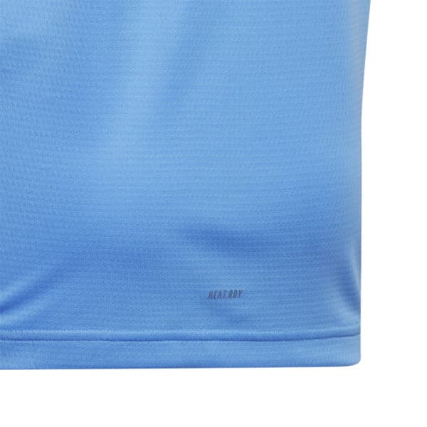 Close up of the HEAT.RDY logo on this boys polo.
